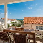 Villa Vodice * Vodice