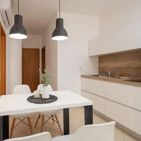 Villa Vodice 아파트 보디체