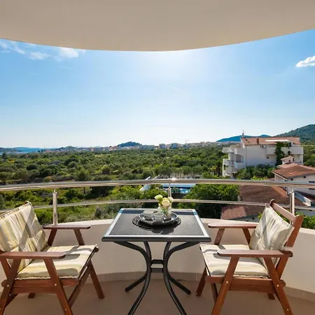 Villa Vodice * Vodice